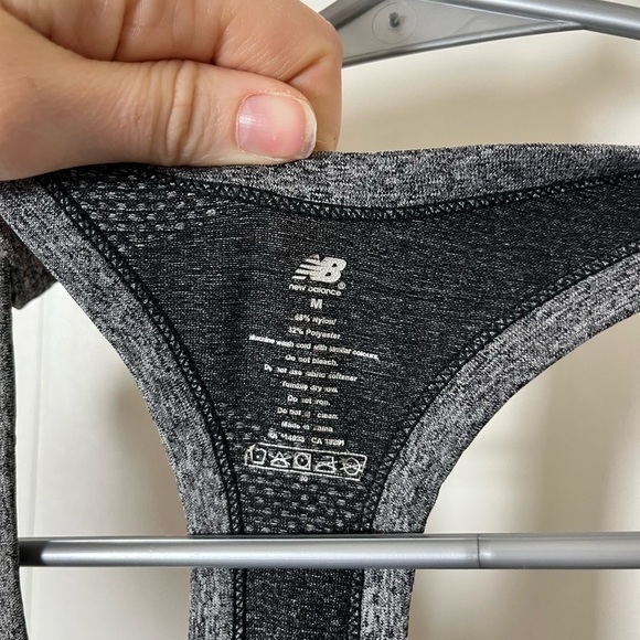 New Balance Heathered Grey Workout Tank Top - Picture 3 of 5